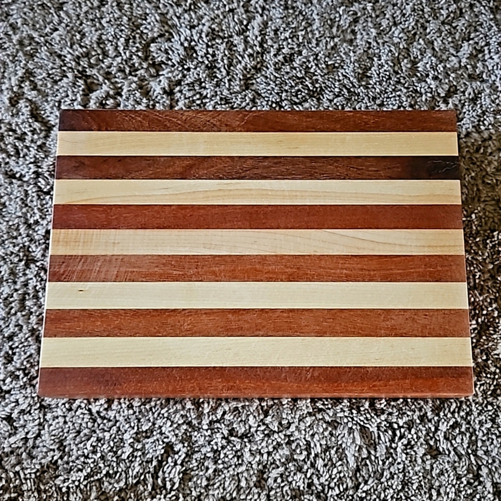 New Handcrafted Wood Cutting Board
